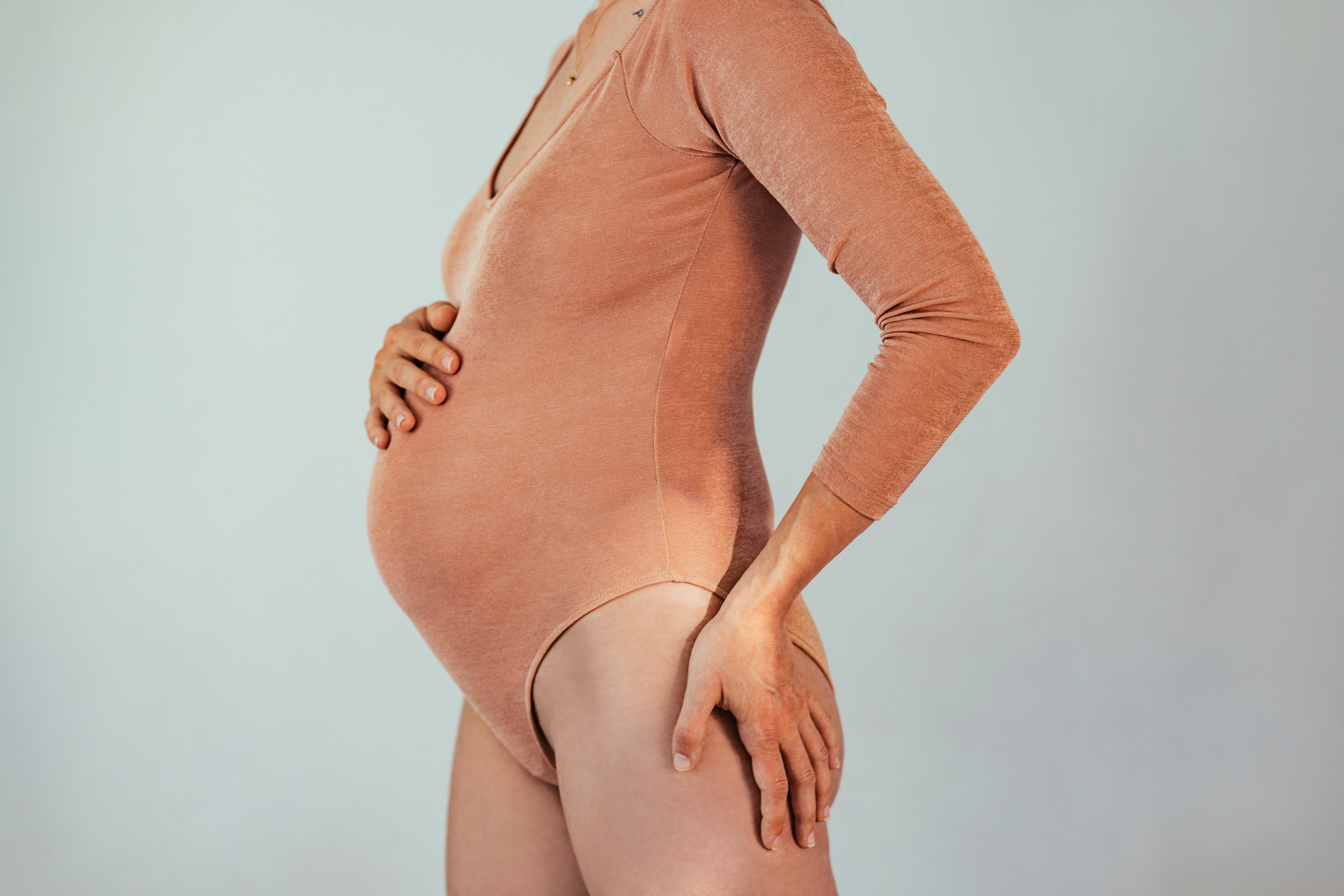 5-stvari-koje-sam-naucila-iz-suocavanja-sa-neumoljivim-refluksom-kiseline-tokom-trudnoce